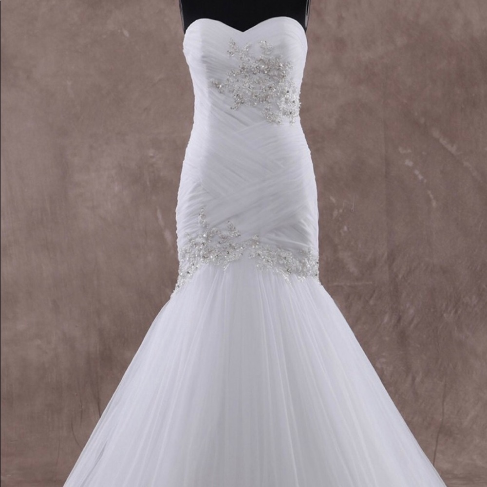 NWT Gorgeous PLUS prom or wedding dress - Picture 8 of 8